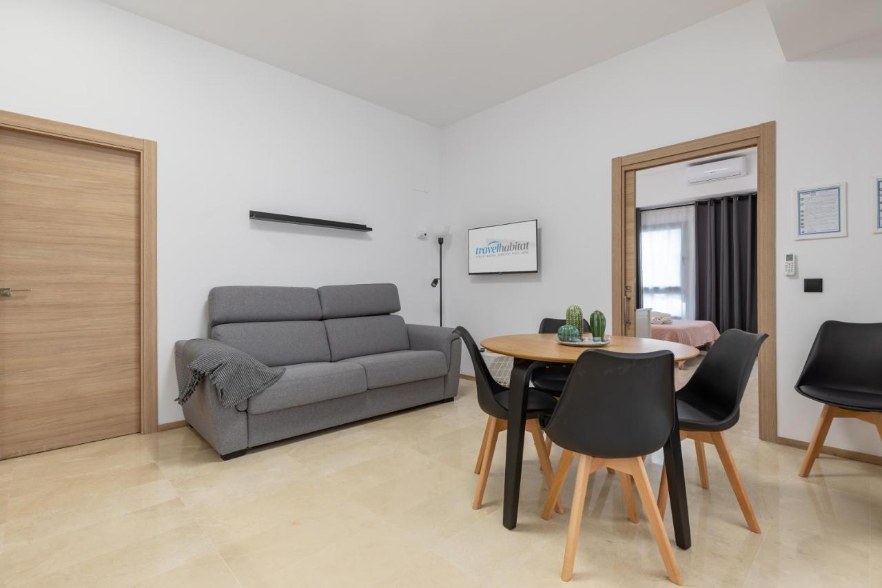 Travel Habitat La Marina Real * València