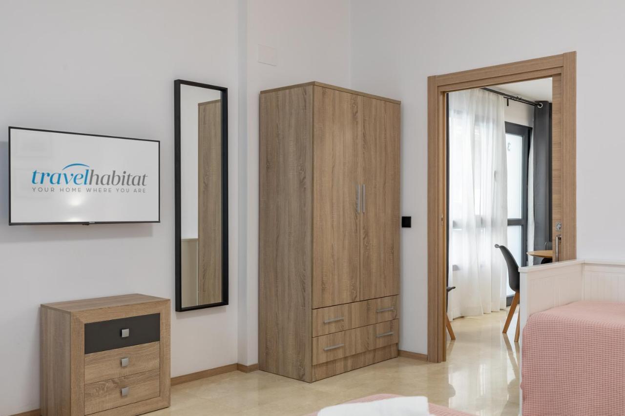 Travel Habitat La Marina Real * València