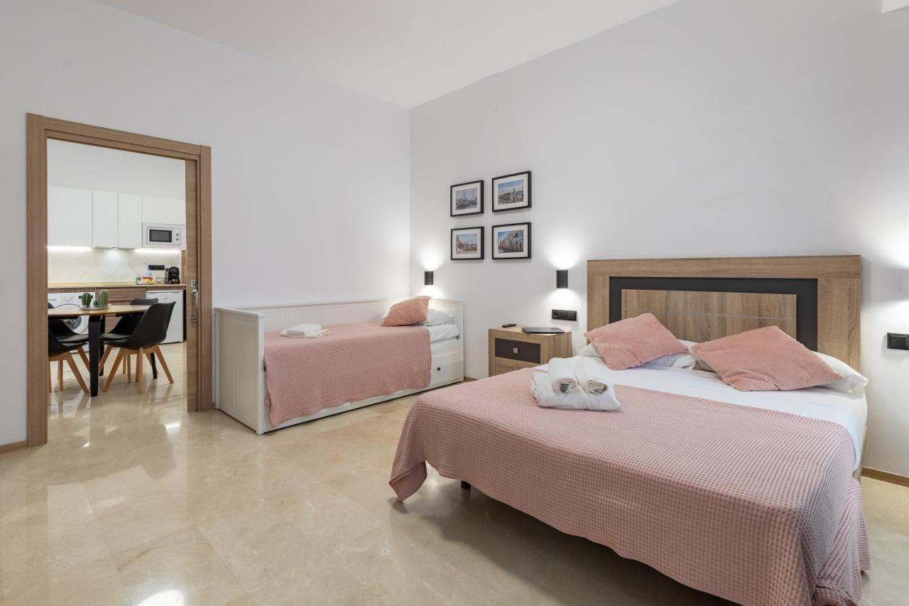 Apartamento Travel Habitat La Marina Real *